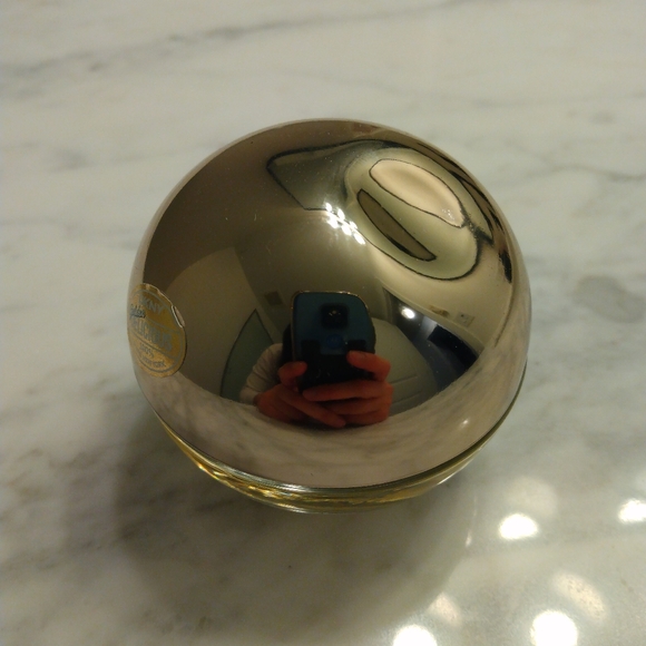 DKNY Golden Be Delicious 30mL Size - Picture 2 of 3